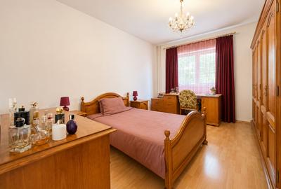 Apartament cu 3 camere în Văcăresti - 13