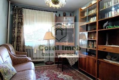 Apartament cu 3 camere semidecomandat, mobilat în Colentina - 10