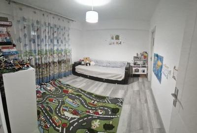 Apartament cu 3 camere decomandat în Valea Lupului - 2