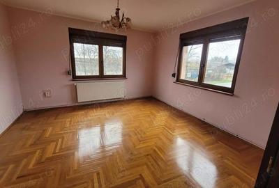 Casă cu 6 camere cu Teren 2001 Mp în Central - 5