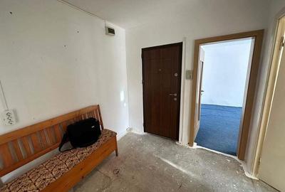 2 camere. Decomandat. Disponibil IMEDIAT - 2