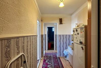 Apartament cu 3 camere decomandat în Alexandru cel Bun - 4