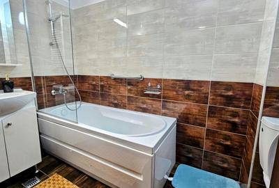REA1021734 Apartament 3 camere de inchiriat zona Pacii - 11