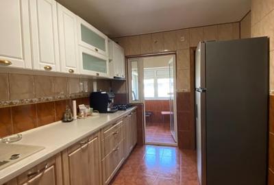 Apartament cu 4 camere decomandat, mobilat în Central - 9