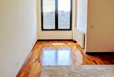 Apartament cu 4 camere, mobilat în Central - 14