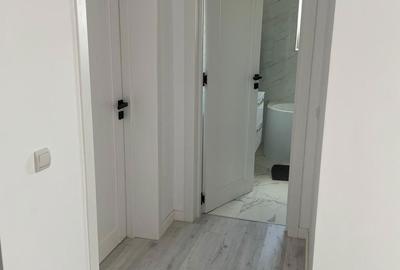 Apartament cu 3 camere în Central - 1