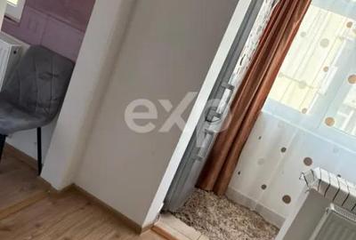 Apartament cu 3 camere decomandat în Trivale - 1