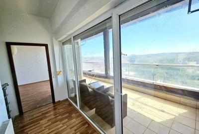 Apartament cu 3 camere, mobilat în Ferme - 1
