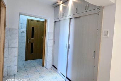 Apartament 3 camere cu centrala proprie - 12