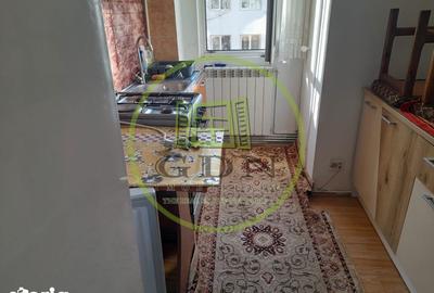 Apartament cu 2 camere semidecomandat, mobilat în Central - 1