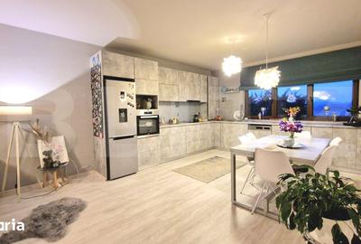 Casă cu 4 camere cu Teren 320 Mp în Florești