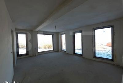 Casă cu 4 camere cu Teren 550 Mp în Șcheia