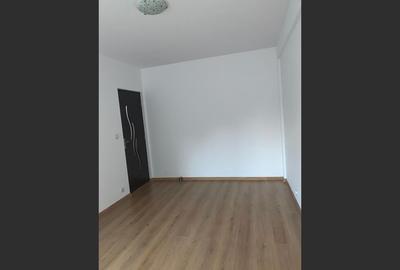 Apartament cu 2 camere de închiriat, Titan, București - 3