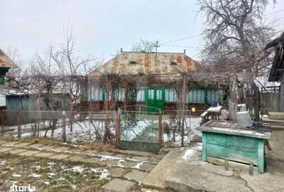 Casă cu 2 camere cu Teren 2700 Mp în Zvoriștea - 2