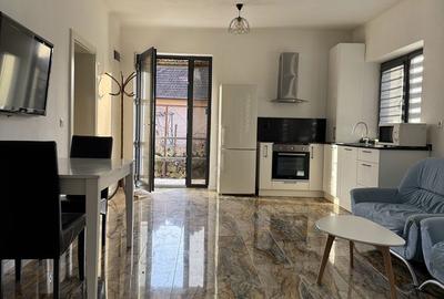 Casă cu 3 camere decomandat cu Teren 500 Mp în Central - 3