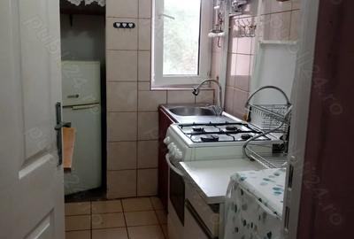 Inchiriez apartament 2 camere in Sibiu intersectia Cl Cisnadiei si N Iorga - 2