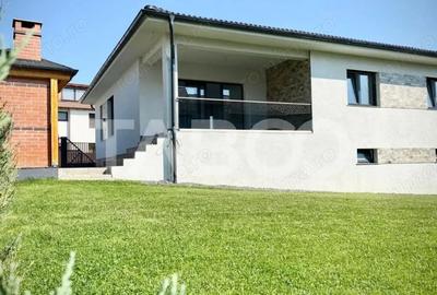 Casă cu 4 camere cu Teren 490 Mp în Central - 4