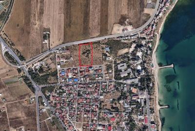 Teren de 7000 mp, în Nord