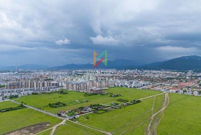 Teren intravilan cu potențial investitie |1000 mp| Tractorul - 2