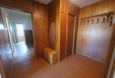 Apartament cu 4 camere decomandat în Dâmbu Pietros - 4