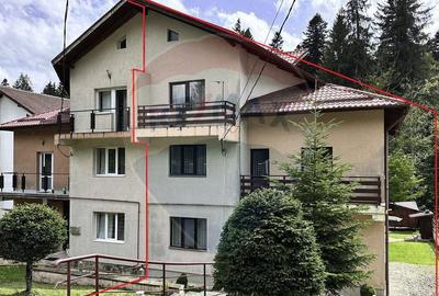 Casa / Vila cu 8 camere de vanzare in zona Valea Rasn...