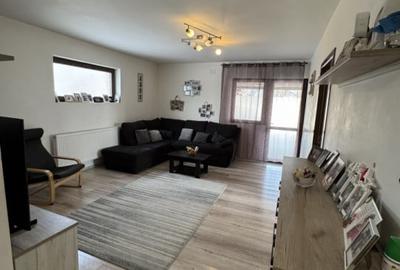 Casă individuală cu 5 camere cu Teren 470 Mp în Blejoi - 1