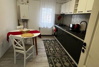 Apartament cu 3 camere decomandat în Central - 2