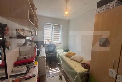 Apartament cu 3 camere semidecomandat, mobilat în Micro 11 - 8