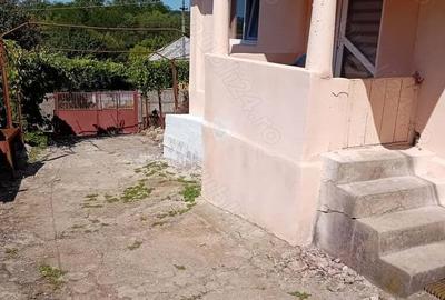 Vand casa i Com.Godinesti - 2