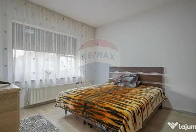 Apartament cu 3 camere decomandat în Sânpetru - 11
