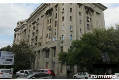 Unirii, spatiu comercial compus din S+P+Mz in suprafata de 992mp. - 2