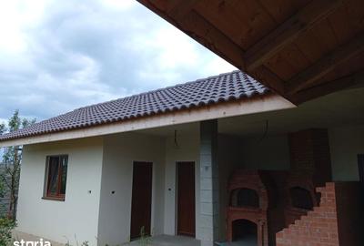 Casă cu 2 camere cu Teren 506 Mp în Bujac - 7