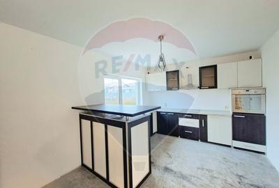 Duplex cu 4 camere cu Canalizare în Vladimirescu - 9