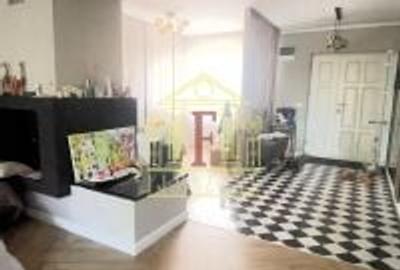 Duplex cu 6 camere cu Canalizare în Copou - 2