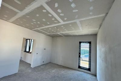 Casă cu 4 camere cu Teren 475 Mp în Mocira - 5