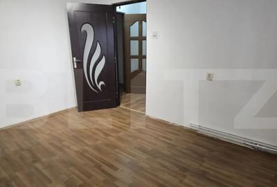 Apartament cu 2 camere semidecomandat, mobilat în Micro 14 - 4