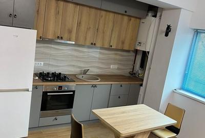 Apartament cu 2 camere semidecomandat în 1 Mai - 7