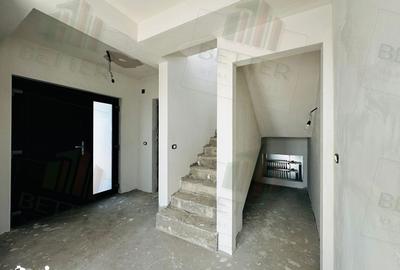 Casă cu 4 camere cu Teren 505 Mp în Frumușani - 3