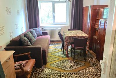 Apartament cu 3 camere decomandat în Progresul - 5