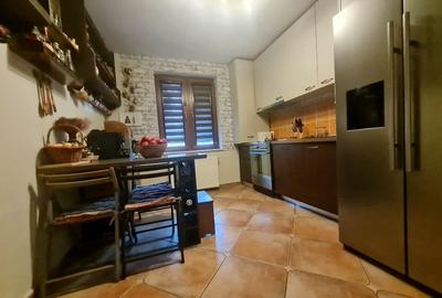 Casă individuală cu 4 camere cu Canalizare în Micești - 2