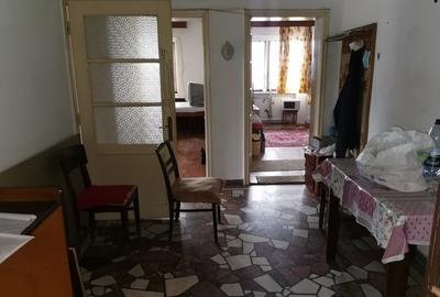 Apartament cu 5 camere decomandat în Central - 6