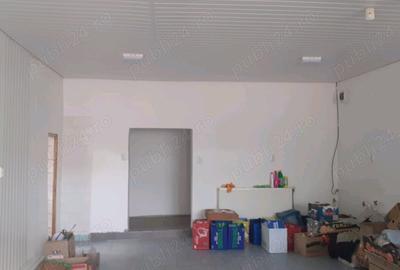 Inchiriez spa?iu comercial micro 21 - 2