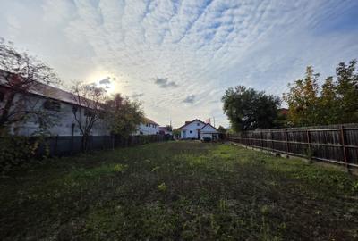 Spațiu comercial, de 1,350 mp, în Central - 2