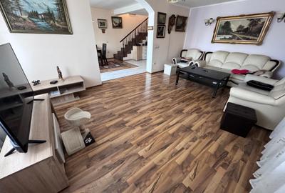Vila Individuala, teren 301 mp, Centru Popesti