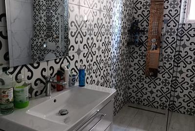 Casă cu 4 camere cu Teren 300 Mp în Tuzla - 4