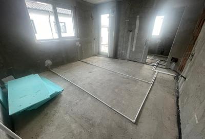 Complex nou 4 case P+1+M.5 cam.Util 175mp.Teren 253mp - 20