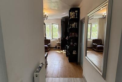 Apartament cu 3 camere decomandat în Giurgiului - 15