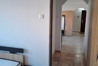 Apartament cu 2 camere semidecomandat, mobilat în Narcisa - 1