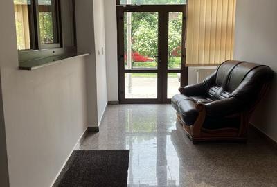 Spațiu comercial, de 70 mp, în Ultracentral - 7