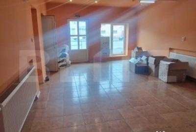 Casă cu 5 camere cu Teren 218 Mp în Centrul Civic